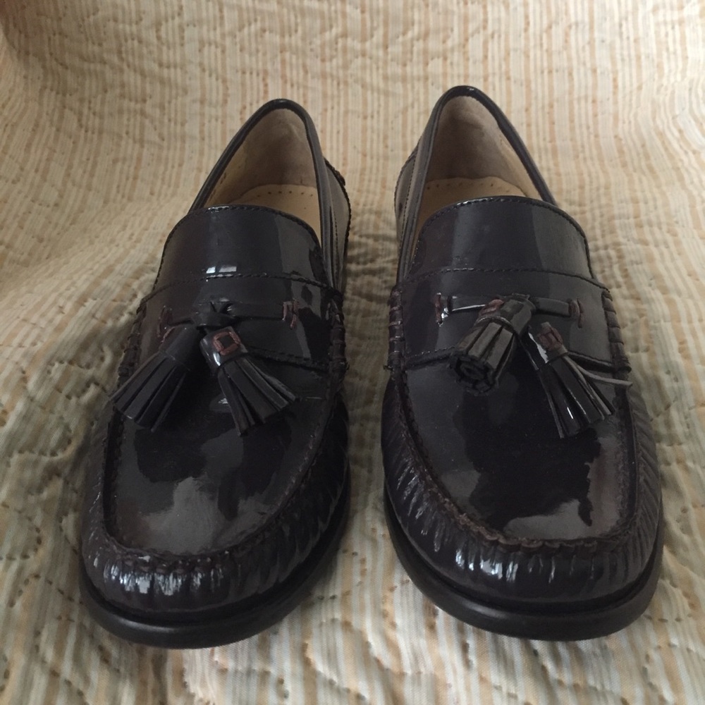 🎀Cole Haan Loafers 6.5 EUC🎀